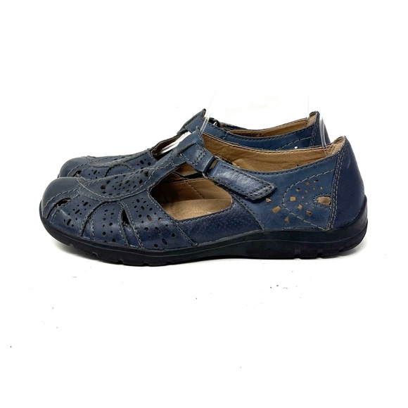 Earth Origins Sandals - Picture 1 of 7